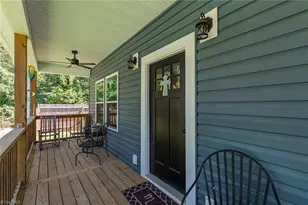 196 8th Ave, New London, NC 28127 - Photo 3