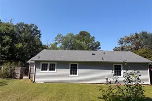 2605 Lamroc Rd, Greensboro, NC 27407 - Photo 5
