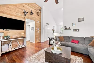 6770 Cottonwood Drive, Snow Camp, NC 27349 - Photo 5