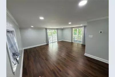 3950 Cole Avenue, High Point, NC 27265 - Photo 9