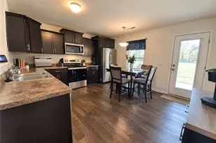 1089 Bitting Hall Cir, Rural Hall, NC 27045 - Photo 5