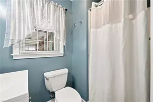 1407 Bolton St, Winston-Salem, NC 27103 - Photo 21