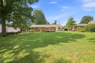 1407 Bolton St, Winston-Salem, NC 27103 - Photo 45