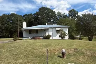 101 Bethlehem Ave, Thomasville, NC 27360 - Photo 1