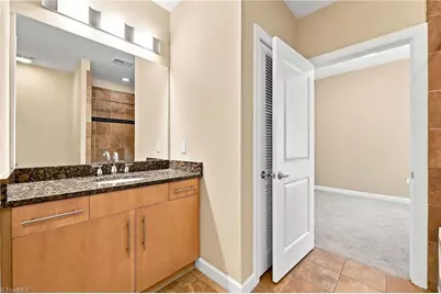 201 Elm Street #802, Greensboro, NC 27401 - Photo 11