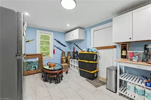 307 Vail Ave, High Point, NC 28208 - Photo 5