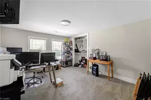 7549 Sunnyvale Dr, High Point, NC 27265 - Photo 21
