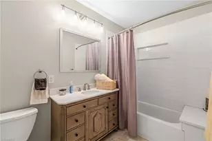 7549 Sunnyvale Dr, High Point, NC 27265 - Photo 25