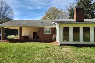 4880 Hawkwood Trl, Winston-Salem, NC 27103 - Photo 5