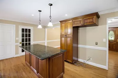 3414 Edgefield Road, Greensboro, NC 27409 - Photo 5