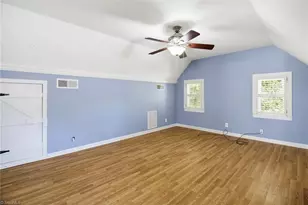 3414 Edgefield Rd, Greensboro, NC 27409 - Photo 21