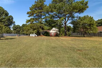 3414 Edgefield Road, Greensboro, NC 27409 - Photo 31