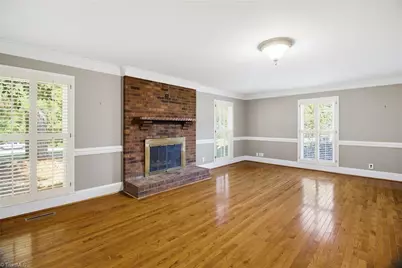 3414 Edgefield Road, Greensboro, NC 27409 - Photo 9