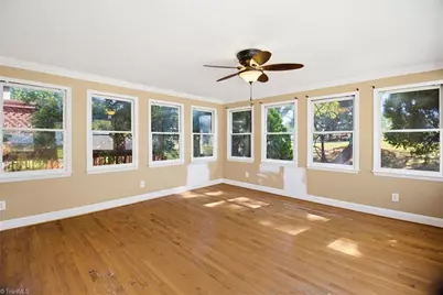 3414 Edgefield Road, Greensboro, NC 27409 - Photo 7