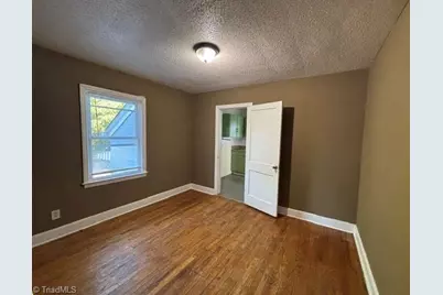 1010 Logan Street, Greensboro, NC 27406 - Photo 3