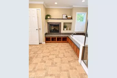 2005 Circleview Drive, Greensboro, NC 27406 - Photo 17