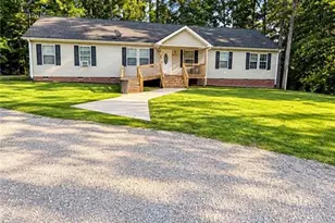 2005 Circleview Dr, Greensboro, NC 27406 - Photo 1