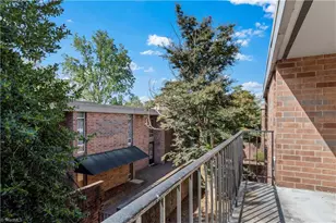 1805 S Hawthorne Rd, Winston-Salem, NC 27103 - Photo 21