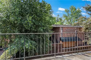1805 S Hawthorne Rd, Winston-Salem, NC 27103 - Photo 19