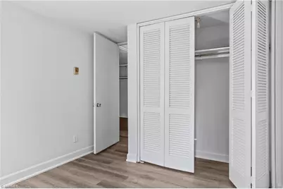 1805 S Hawthorne Road, Winston-Salem, NC 27103 - Photo 17