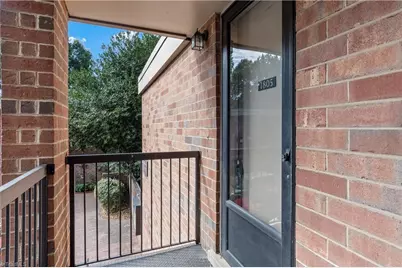 1805 S Hawthorne Road, Winston-Salem, NC 27103 - Photo 3