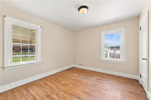 812 Oak St, Reidsville, NC 27320 - Photo 13