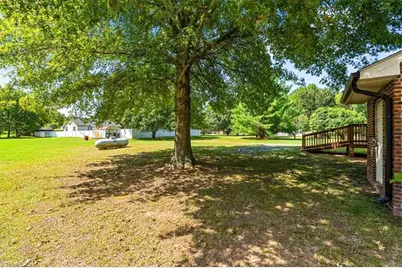 522 Raleigh Avenue, Liberty, NC 27298 - Photo 27