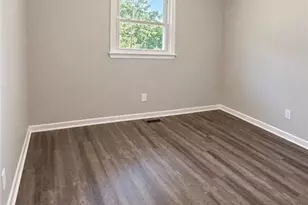 1504 Britton St, Greensboro, NC 27406 - Photo 7