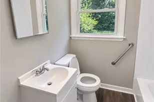 1504 Britton St, Greensboro, NC 27406 - Photo 5