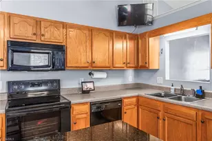 594 Denny Dr, Winston-Salem, NC 27107 - Photo 13