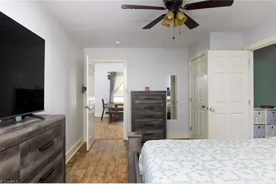 404 W 7th Avenue, Lexington, NC 27292 - Photo 15