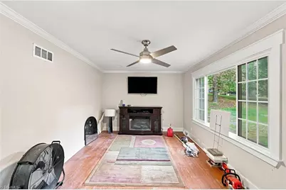 5008 Kenview Street, Greensboro, NC 27410 - Photo 3