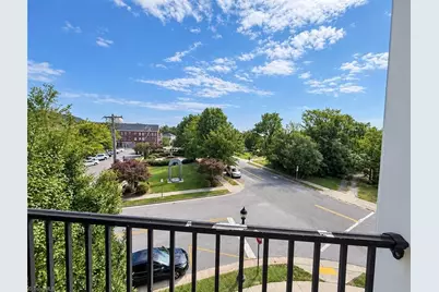 238 E Lewis Street #403, Greensboro, NC 27406 - Photo 9