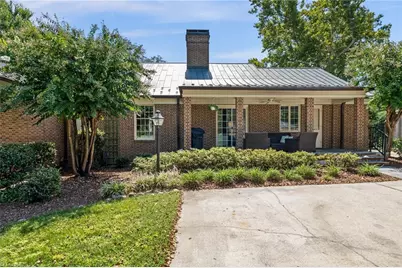 1110 Forest Hill Drive, High Point, NC 27262 - Photo 37