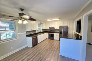 127 Miller St, Mount Airy, NC 27030 - Photo 15