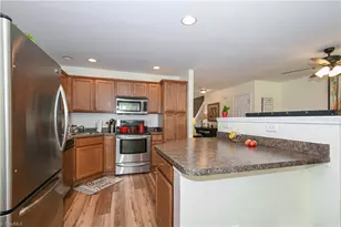 846 Jarman Dr, Greensboro, NC 27282 - Photo 7