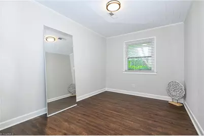 3917 W Friendly Avenue, Greensboro, NC 27410 - Photo 21