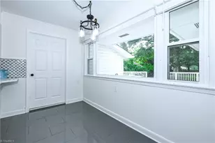 3917 W Friendly Ave, Greensboro, NC 27410 - Photo 15
