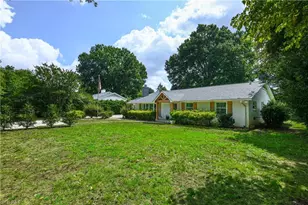 3917 W Friendly Ave, Greensboro, NC 27410 - Photo 47