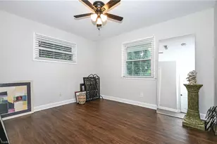 3917 W Friendly Ave, Greensboro, NC 27410 - Photo 25