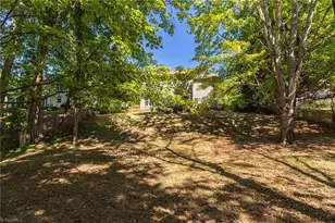 3607 Cardinal Ridge Dr, Greensboro, NC 27410 - Photo 19