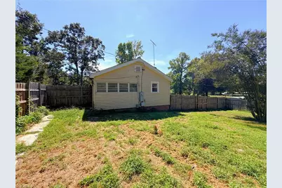 806 Halsbrook Road, Greensboro, NC 27406 - Photo 13