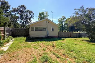 806 Halsbrook Rd, Greensboro, NC 27406 - Photo 13