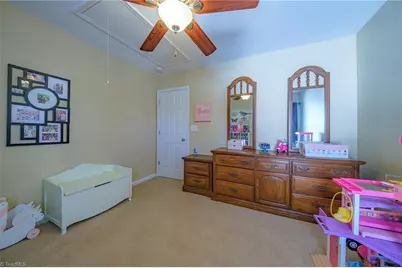 6415 Hedgewood Lane, High Point, NC 27265 - Photo 37
