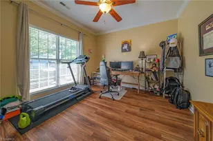 6415 Hedgewood Ln, High Point, NC 27265 - Photo 7