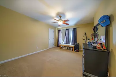6415 Hedgewood Lane, High Point, NC 27265 - Photo 31