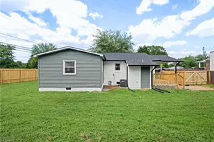 1400 E Sedgefield Dr, Winston-Salem, NC 27127 - Photo 9