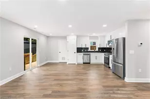 1400 E Sedgefield Dr, Winston-Salem, NC 27127 - Photo 21