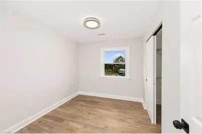 1400 E Sedgefield Drive, Winston-Salem, NC 27127 - Photo 29