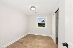 1400 E Sedgefield Dr, Winston-Salem, NC 27127 - Photo 29
